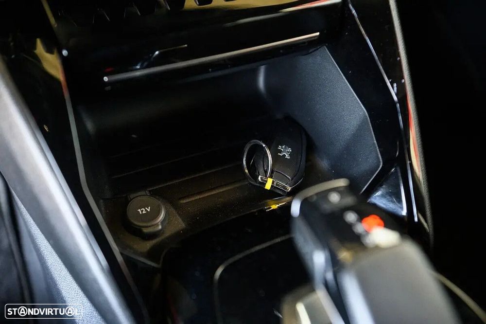 Peugeot e-2008 50 kWh GT Pack - 41