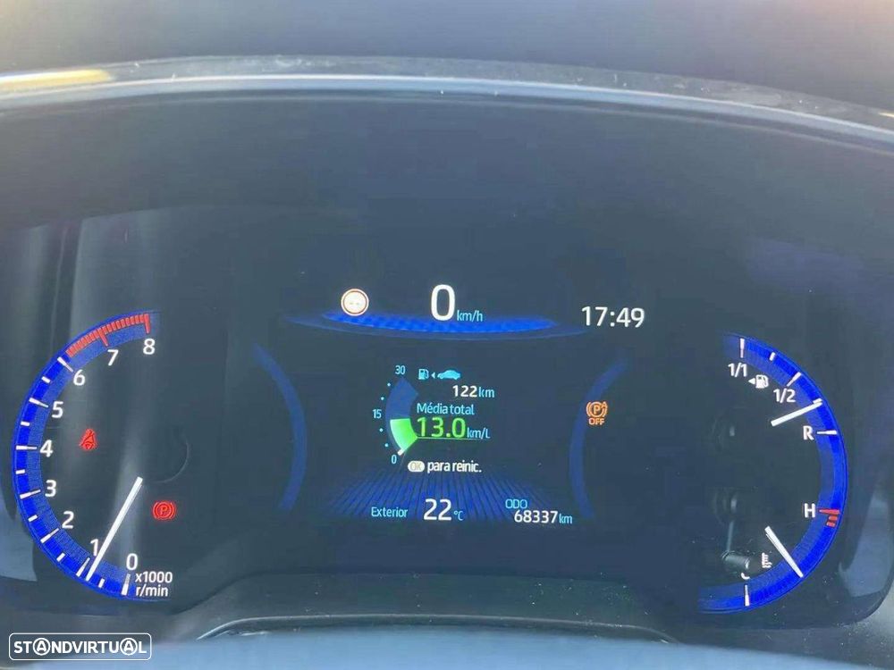 Toyota Corolla Touring Sports - 11