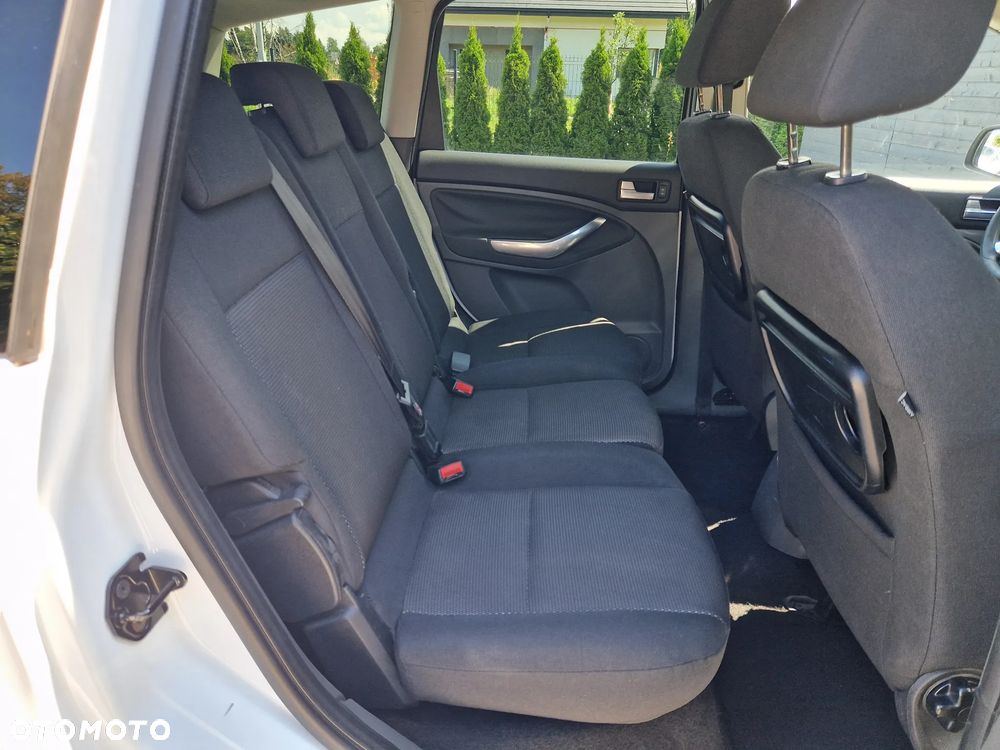 Ford C-MAX 1.8 Gold X - 15