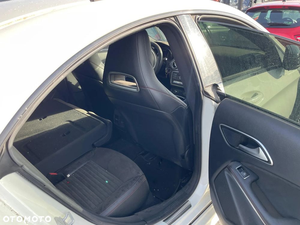 Mercedes-Benz CLA 200 (CDI) d 7G-DCT AMG Line - 9