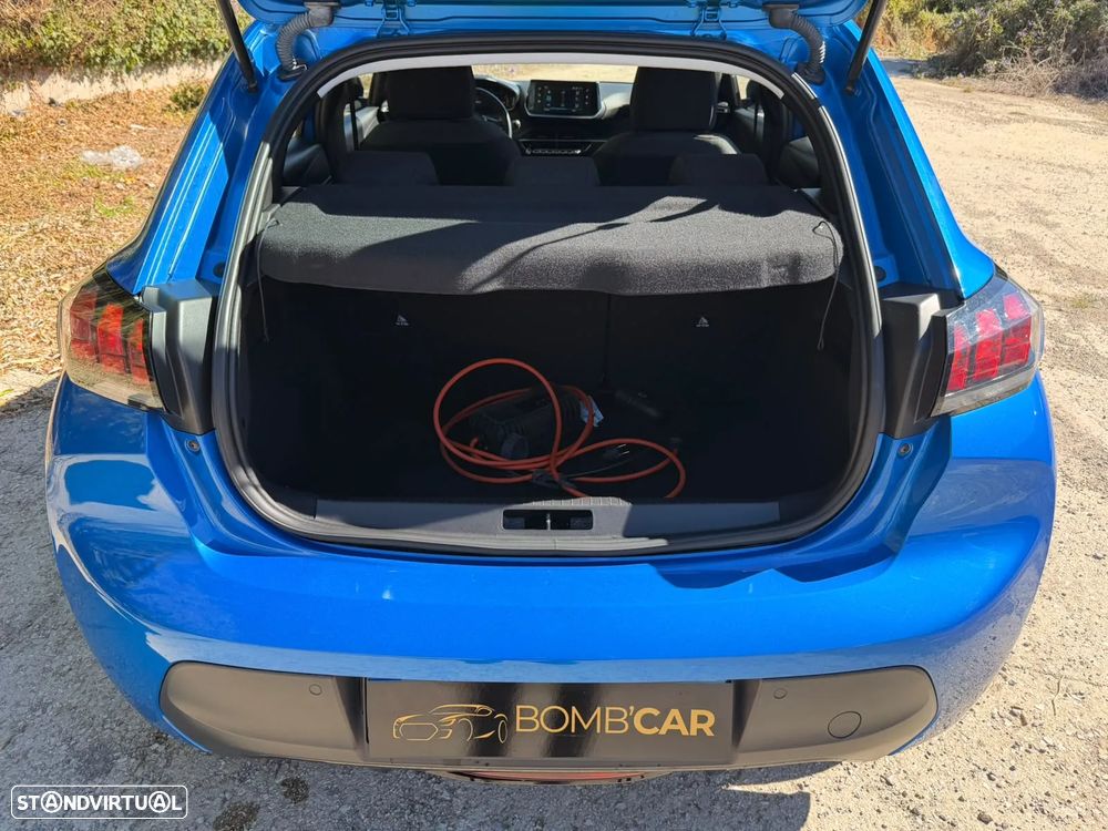 Peugeot e-208 Active Pack - 42