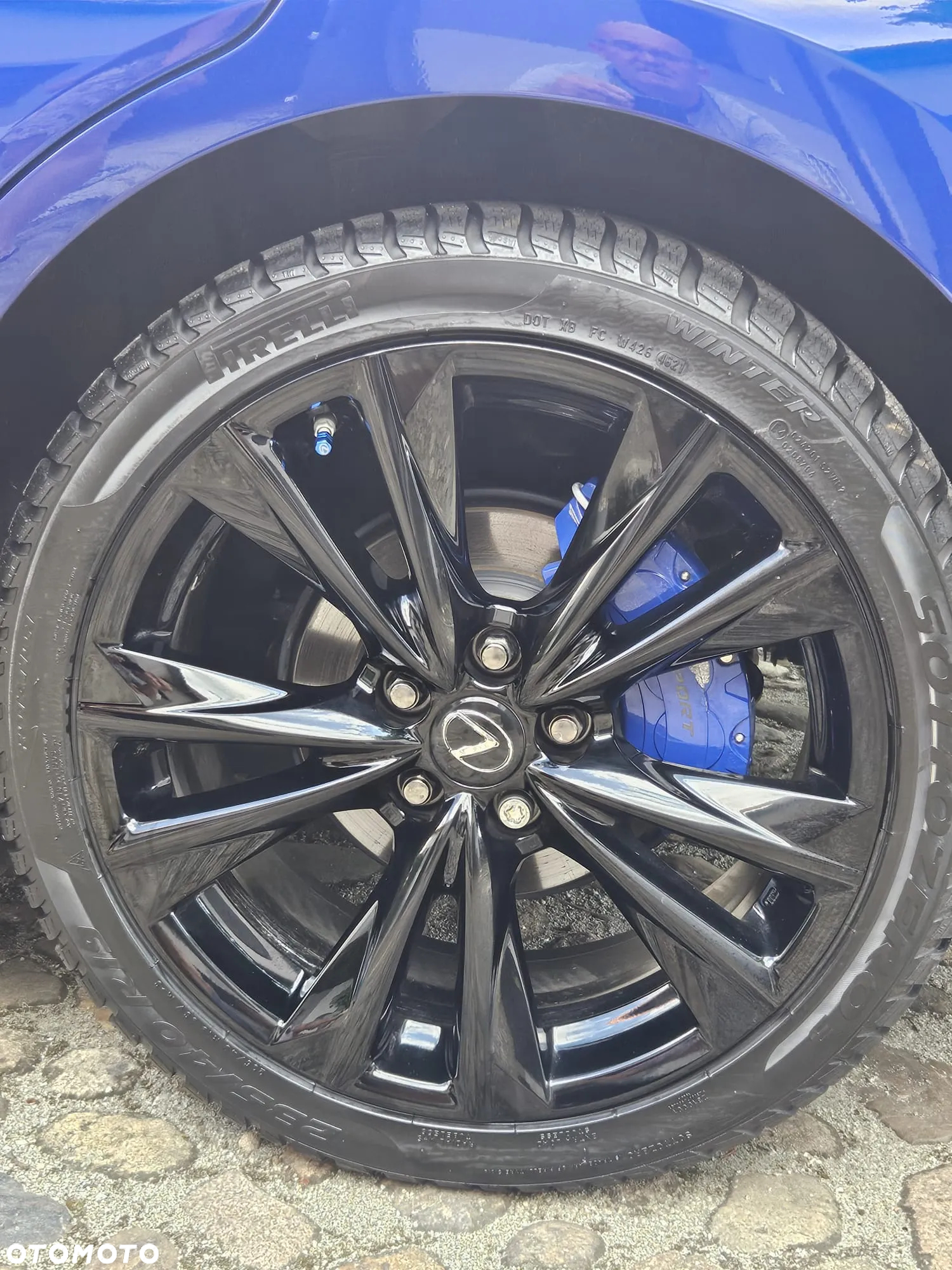 Lexus ES 300h F Sport Edition - 25