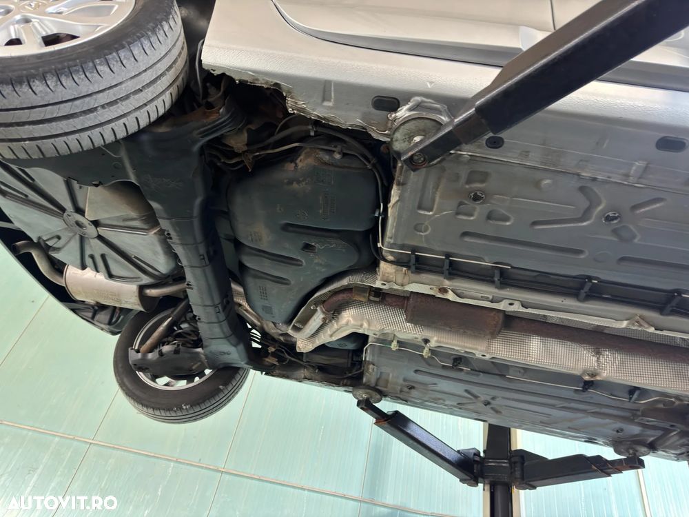 Renault Megane 1.6 16V 110 Paris Business - 23