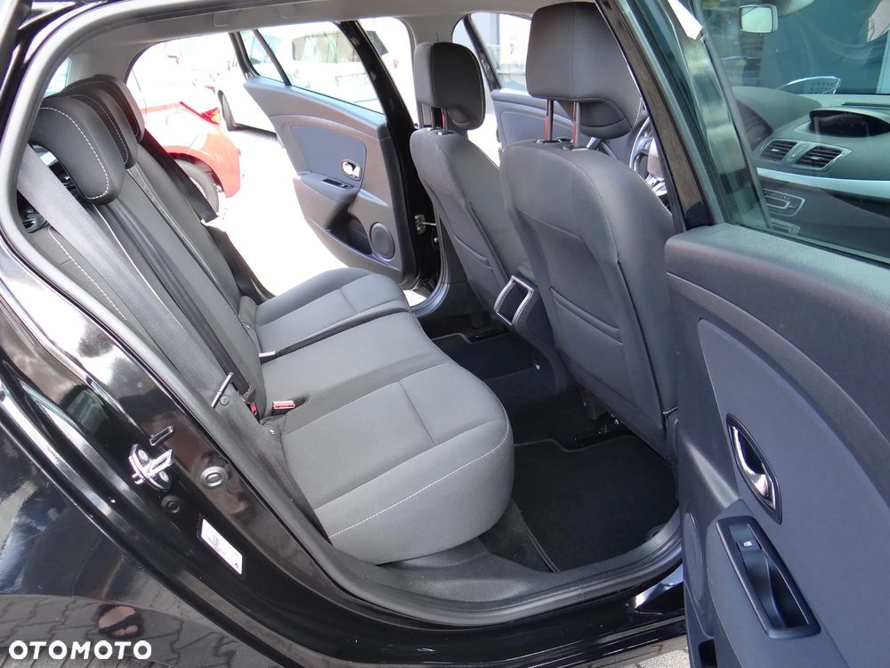 Renault Megane ENERGY TCe 115 Start & Stop Authentique - 36