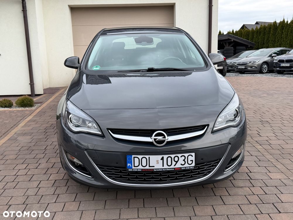 Opel Astra 1.4 Turbo Exklusiv - 23