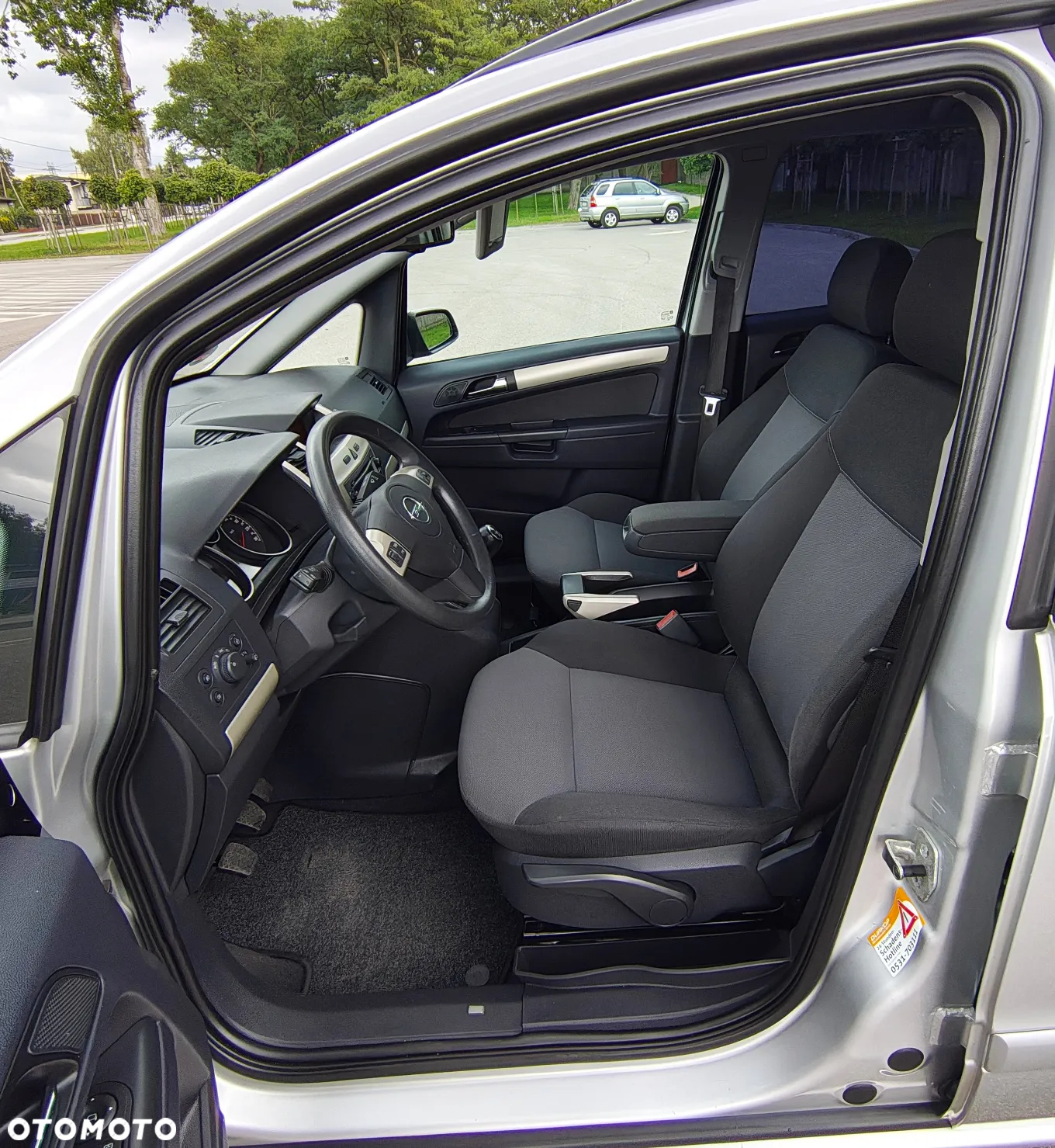 Opel Zafira 1.8 Design Edition - 13