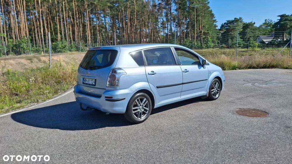Toyota Corolla Verso - 5