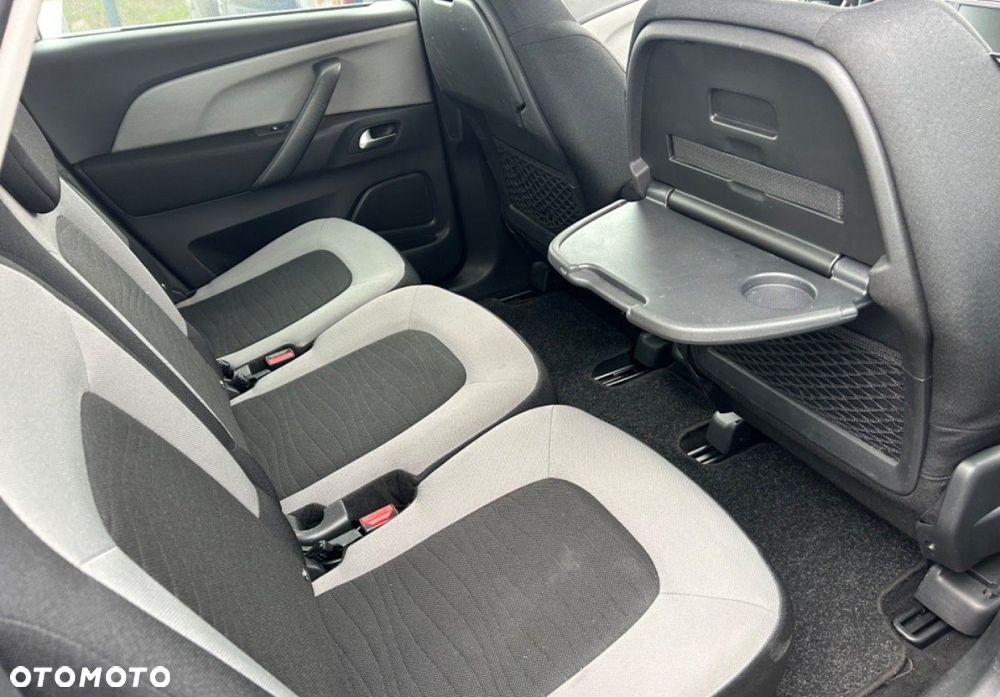 Citroën C4 Picasso - 8