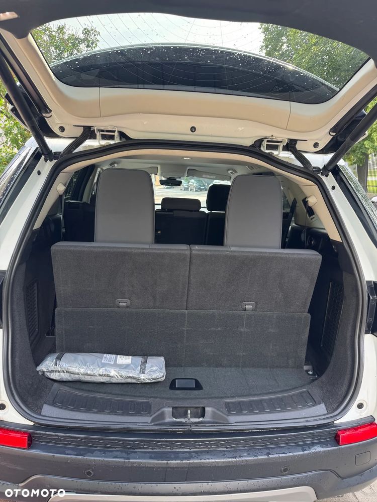 Land Rover Discovery Sport - 12