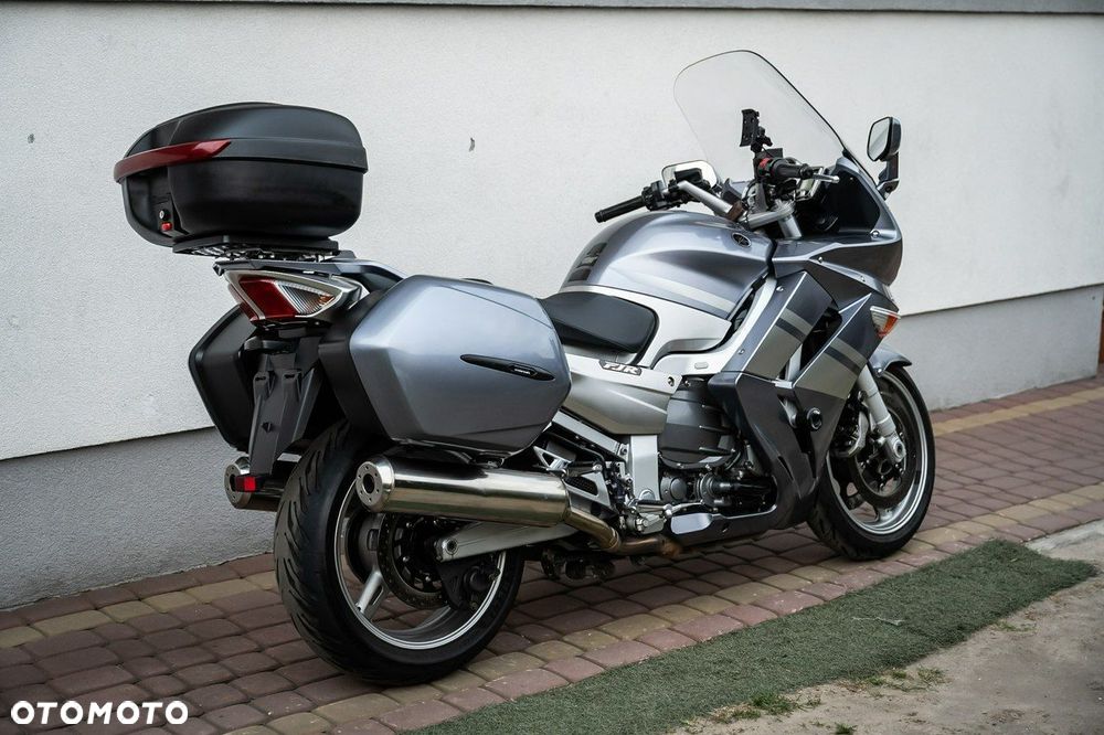 Yamaha FJR - 5