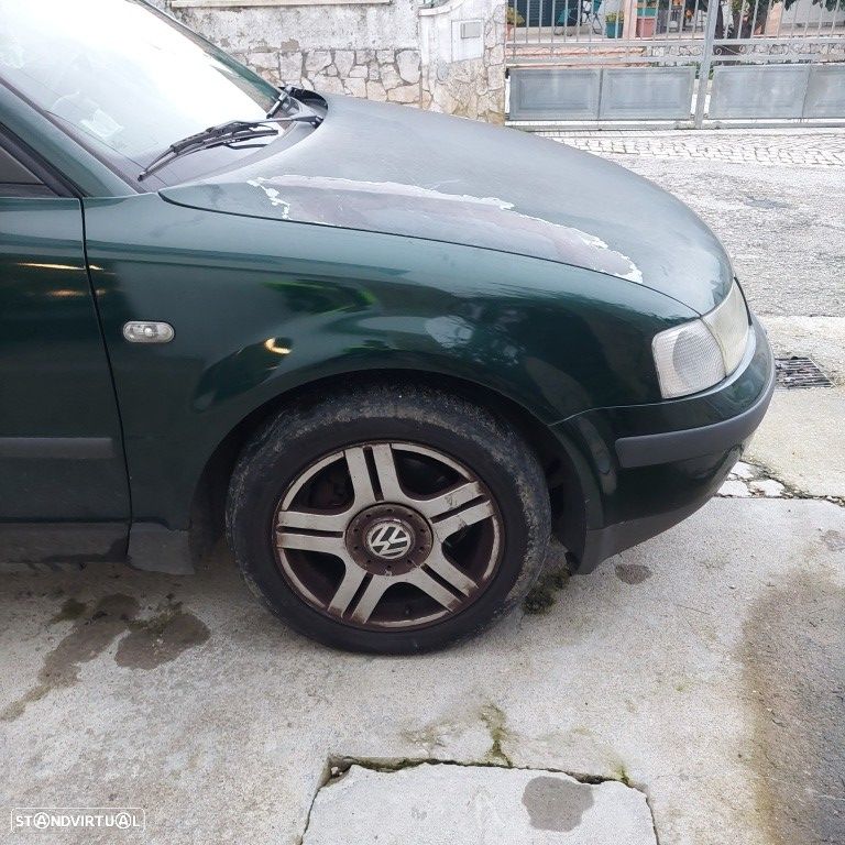 VW Passat 1.9 TDi Confortline - 13