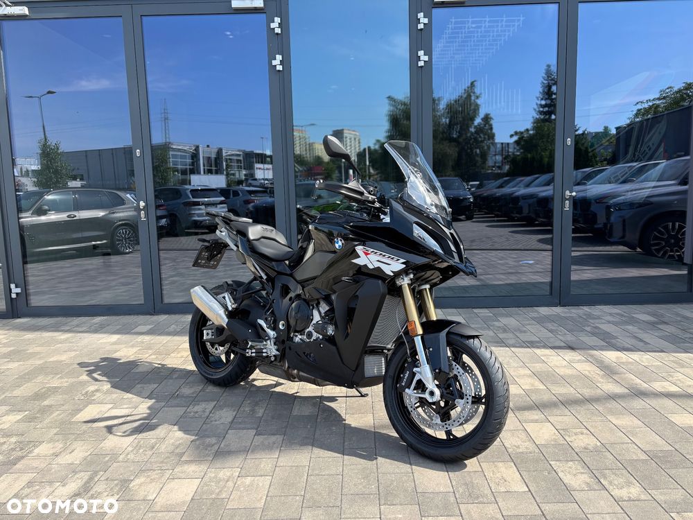 BMW XR - 1