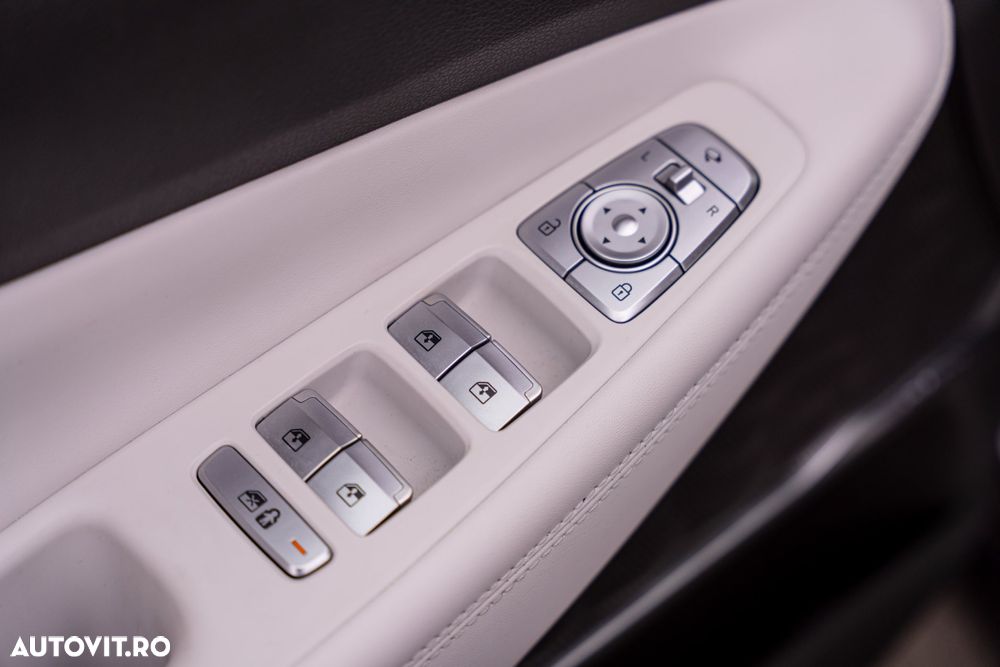 Hyundai Santa Fe 1.6 Plugin-Hybrid 4WD Signature - 40