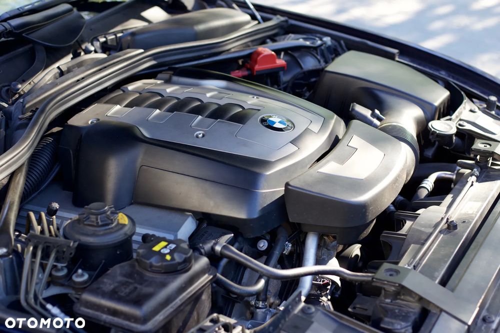 BMW Seria 6 650 i - 34