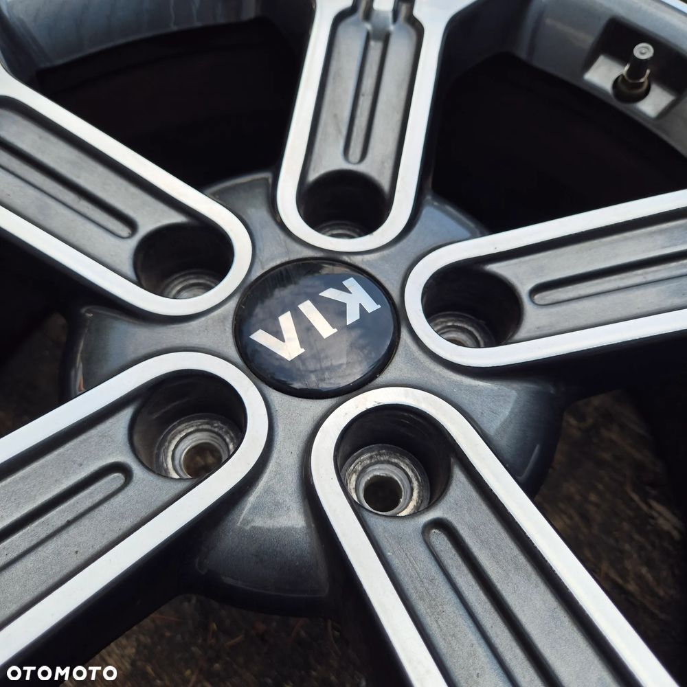ZIMA KOŁA 235/45 R18 KIA CARENS SOUL XCEED NIRO OPTIMA KONA I40 MAZDA 3 6 - 2