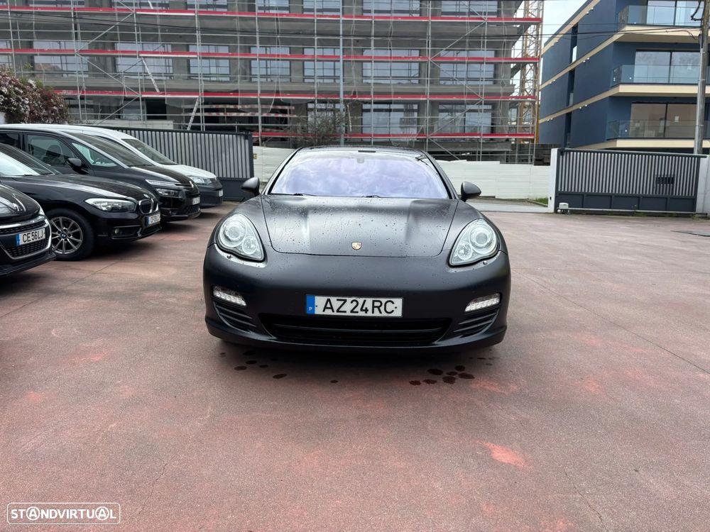 Porsche Panamera PDK Platinum Edition - 2