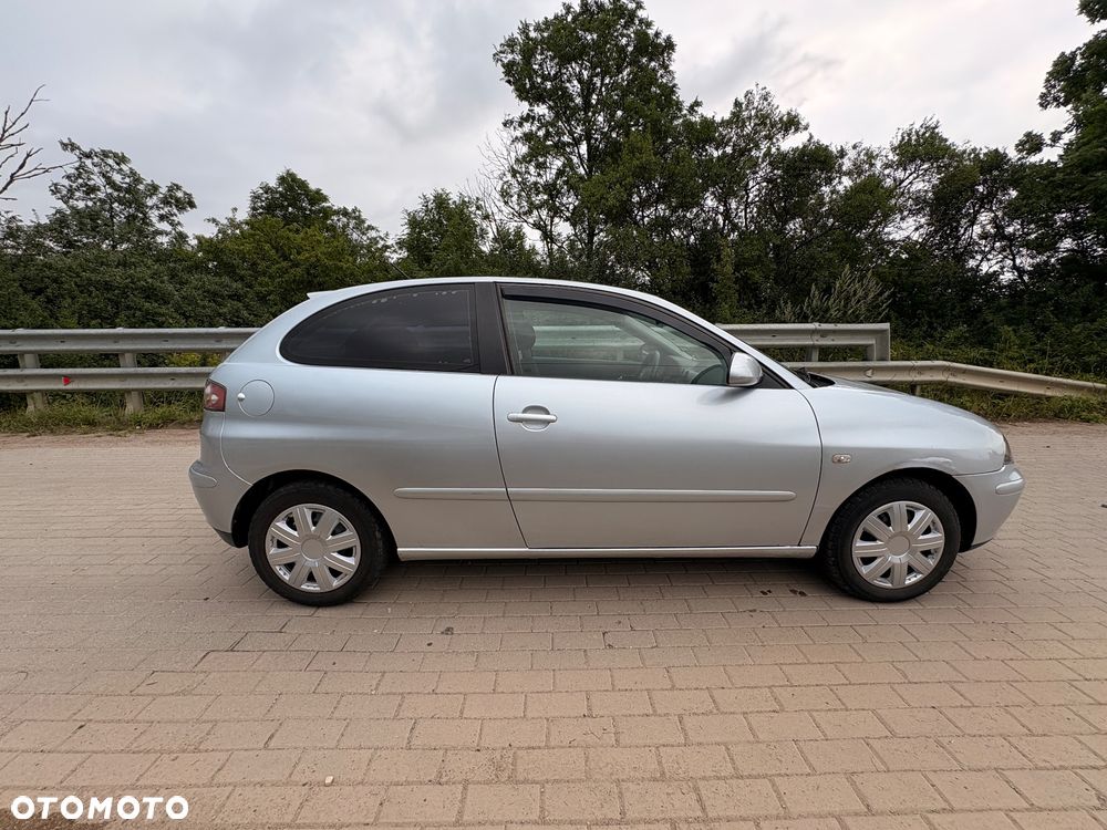 Seat Ibiza 1.4 16V 100 Sport - 5