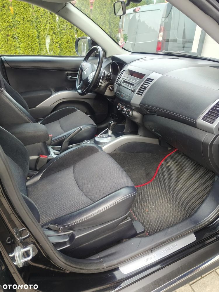 Mitsubishi Outlander 2.4 Instyle CVT - 15