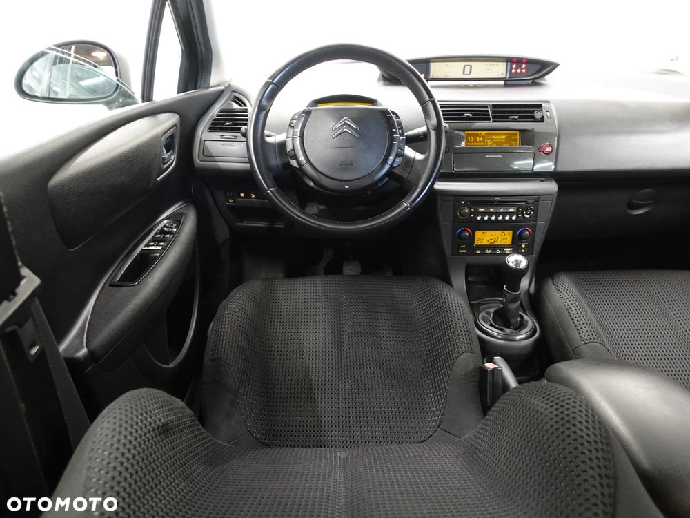 Citroën C4 1.6 HDi FAP Style - 28