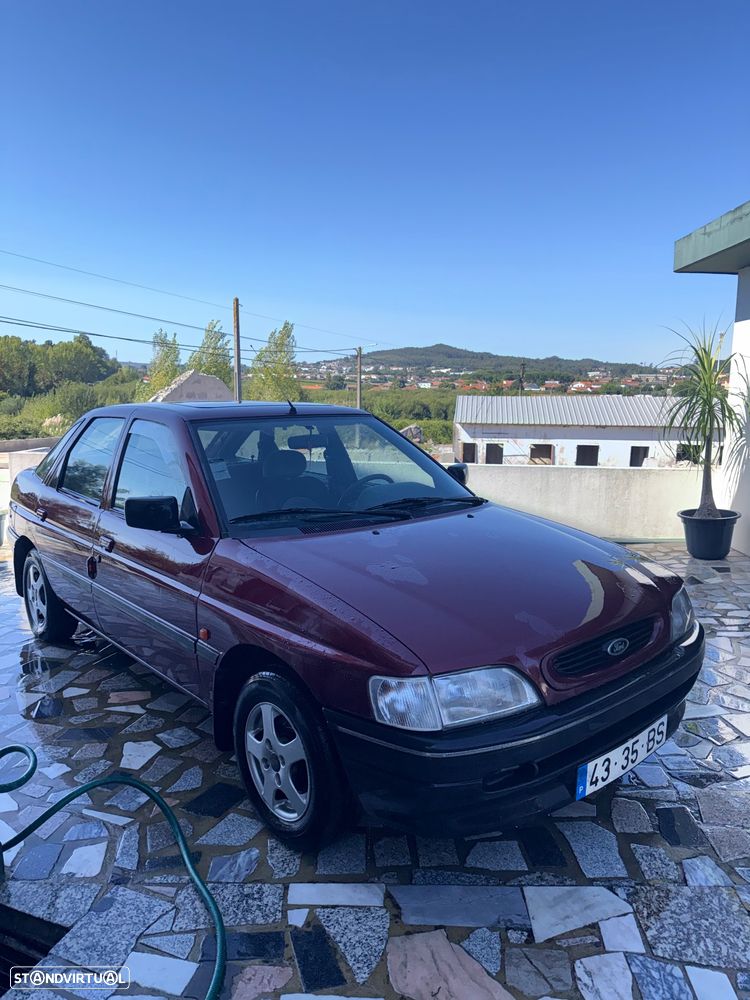 Ford Escort 1.3i Boston - 1