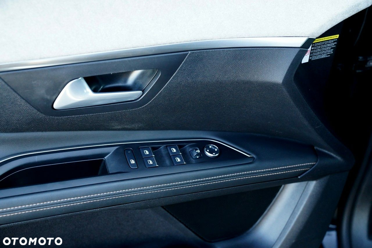 Peugeot 5008 - 15