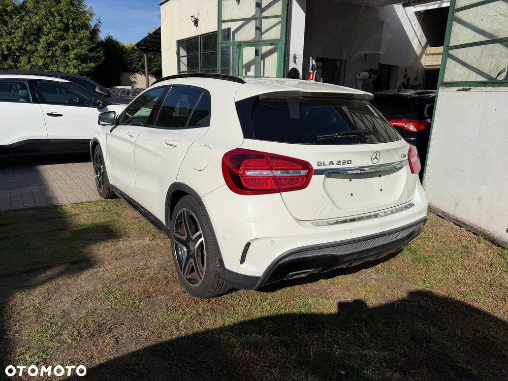 Mercedes-Benz GLA 220 CDI 7G-DCT AMG Line - 7