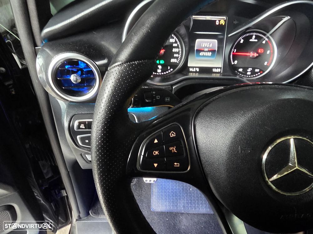 Mercedes-Benz V 220 CDi - 23