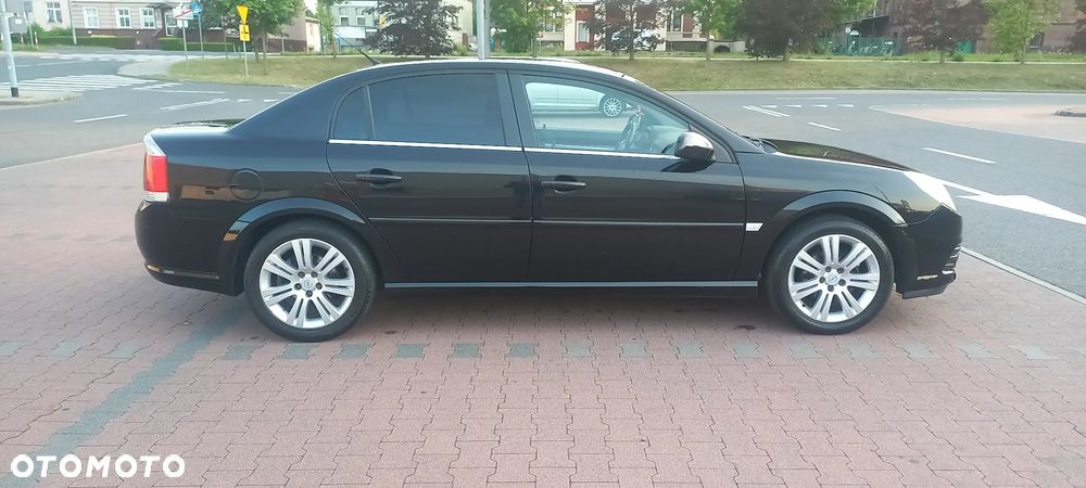 Opel Vectra 1.6 Essentia - 4