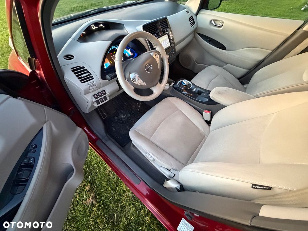 Nissan Leaf - 17