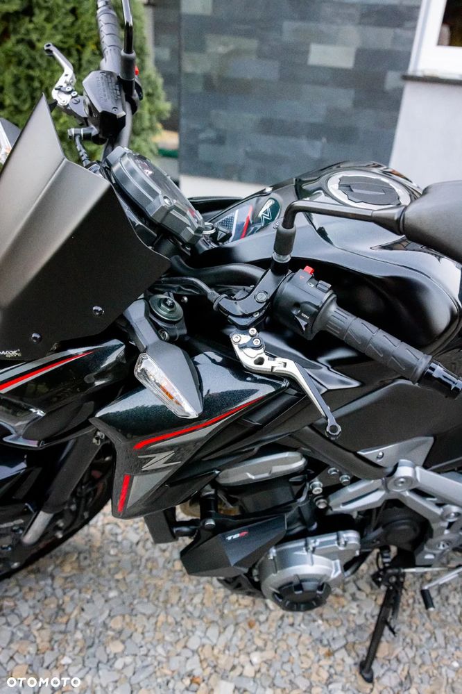 Kawasaki Z 900 - 23