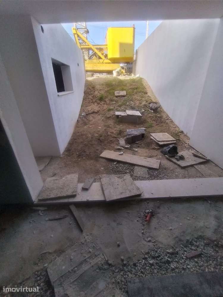 Moradia t-4 em construção pederneira -Nazaré com piscina const de luxo - Grande imagem: 4/22