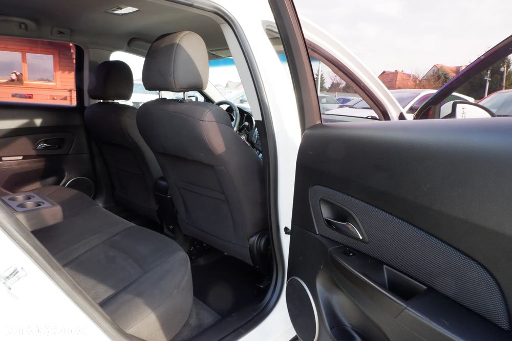 Chevrolet Cruze 1.7TD LT+ - 10