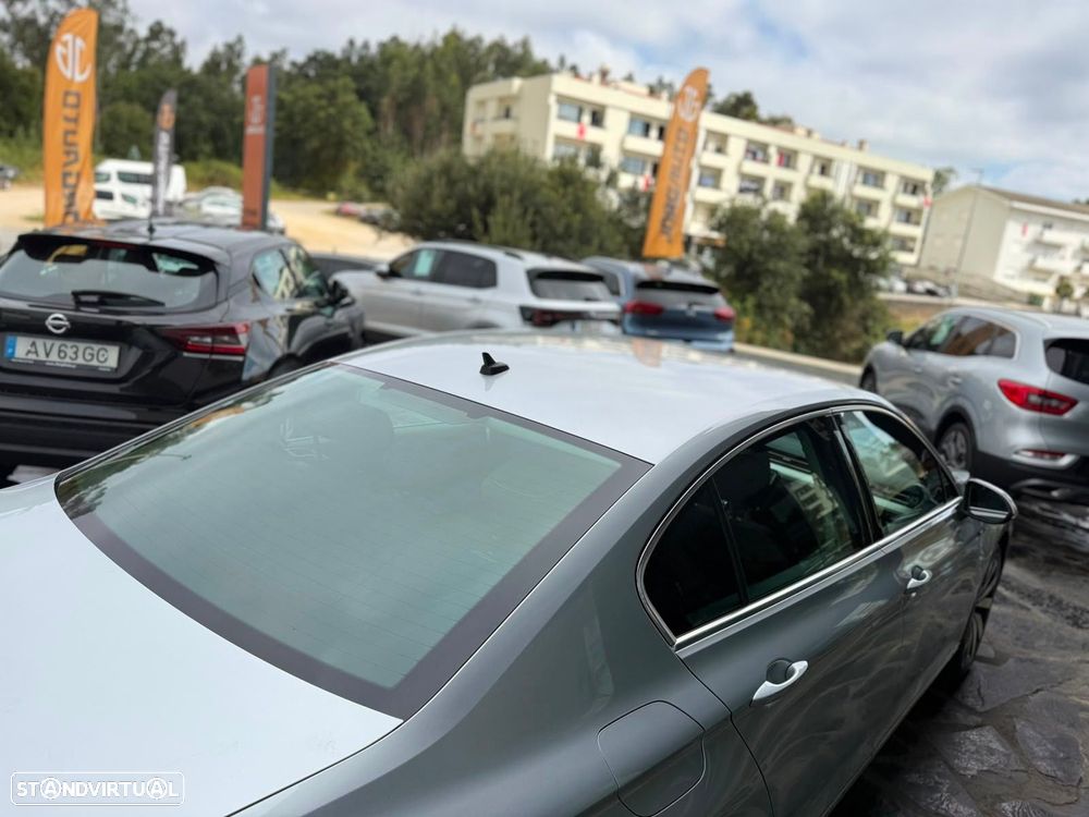 VW Passat - 12