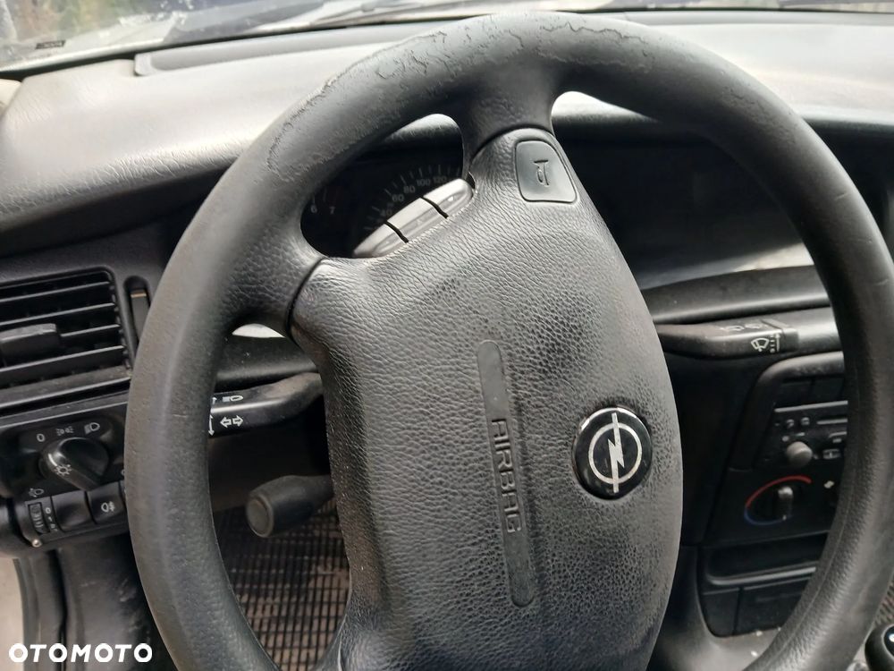 OPEL VECTRA B LIFT HB L157 fotel fotele kanapa deska kokpit podsufitka boczek boczki klamka - 4