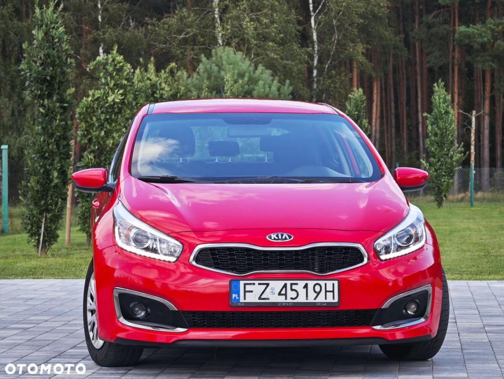 Kia Ceed 1.6 CRDi L Business Line DCT - 10
