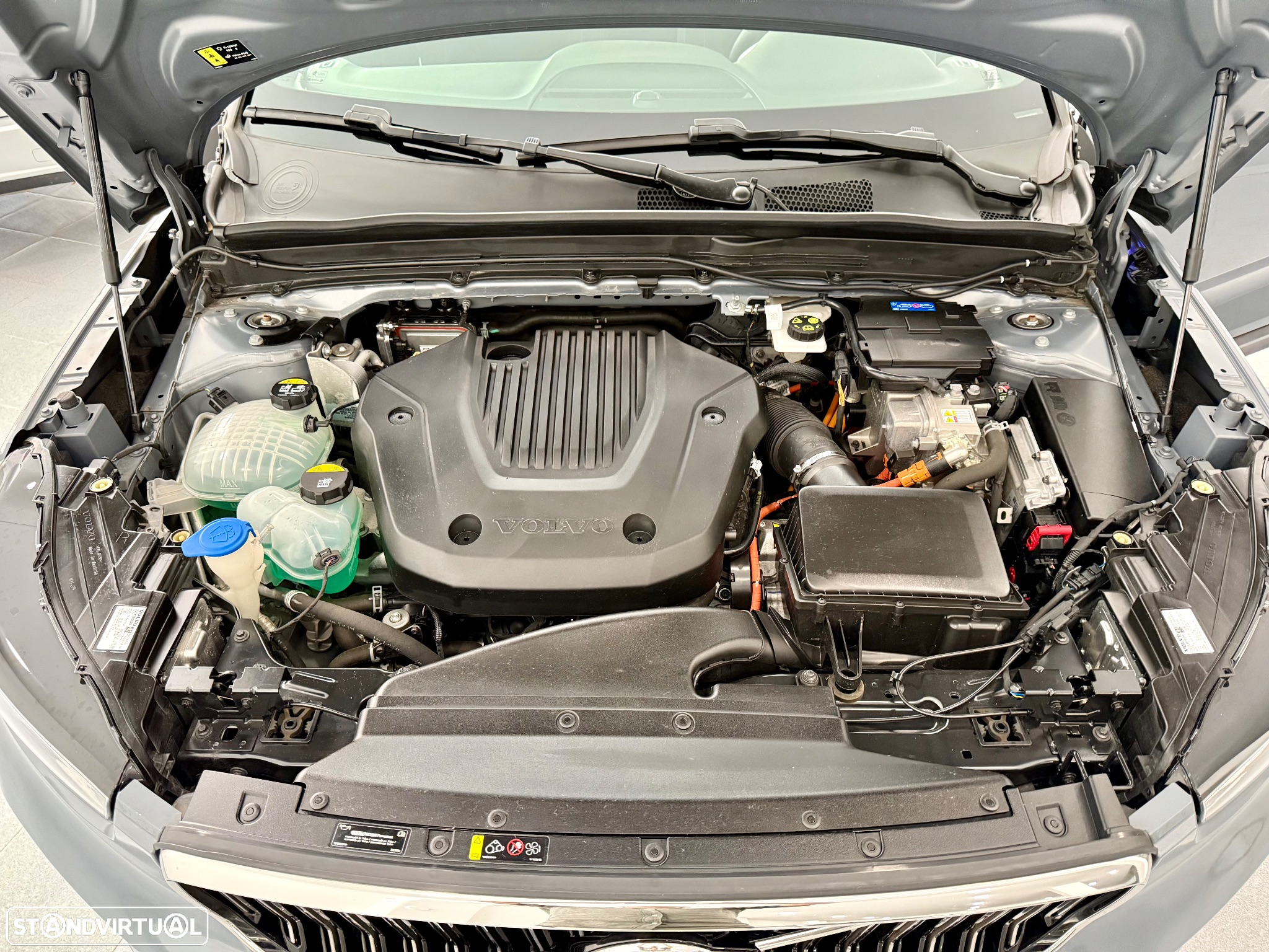 Volvo XC 40 1.5 T4 PHEV Core - 11