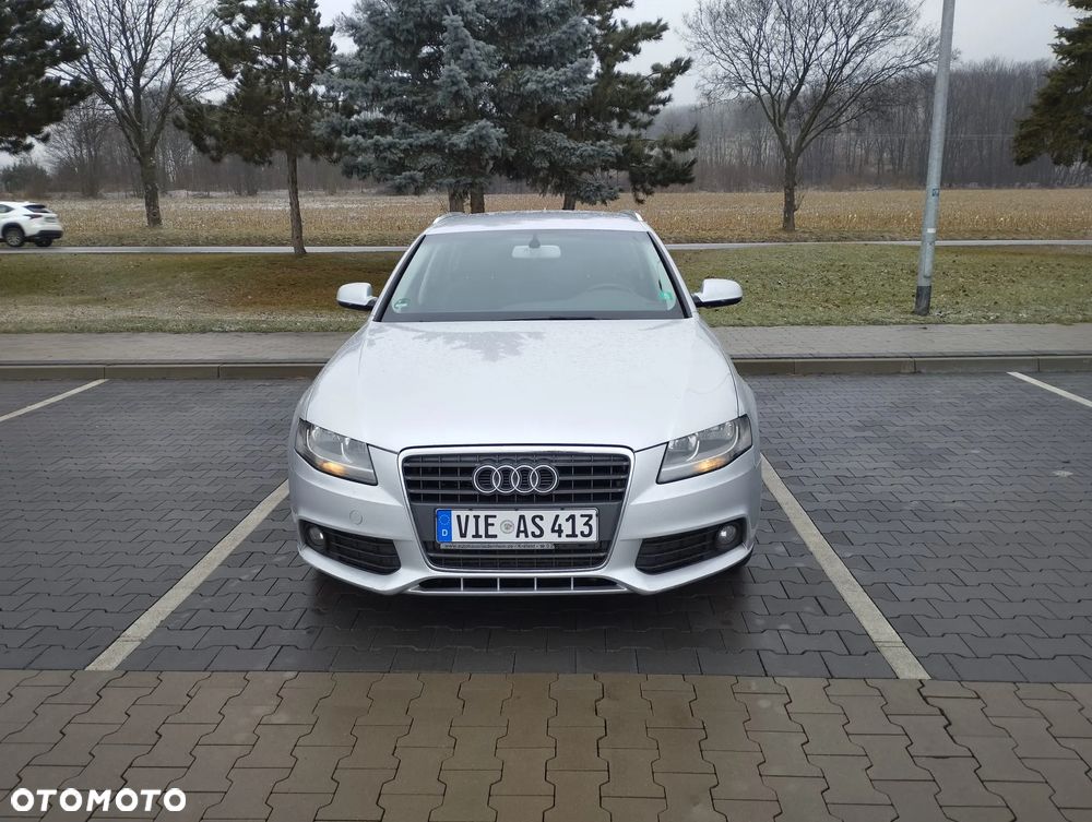 Audi A4 Avant 2.0 TDI DPF multitronic Attraction - 2