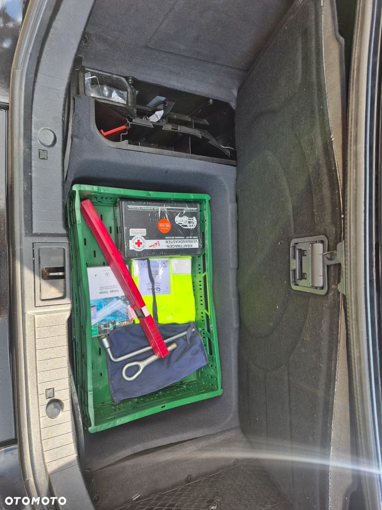 Mercedes-Benz CLS - 12