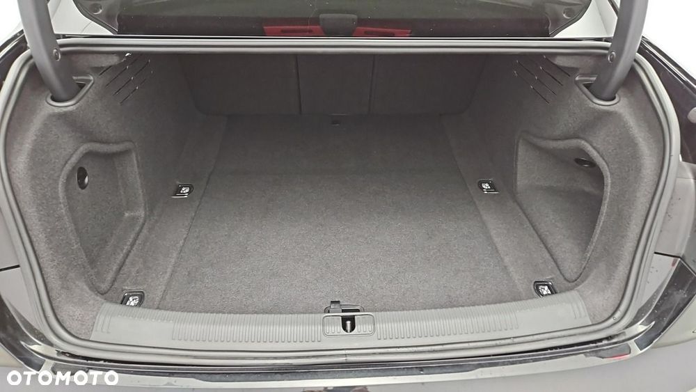Audi A4 Limousine 35 TFSI S tronic - 24