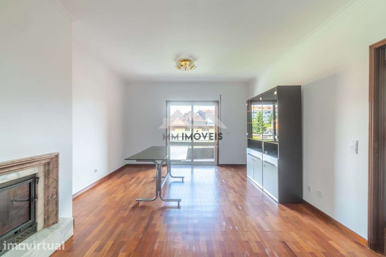 T2 Arrendamento| Rio Tinto| Areosa| Suite| Varanda| Garagem Box - Grande imagem: 5/33