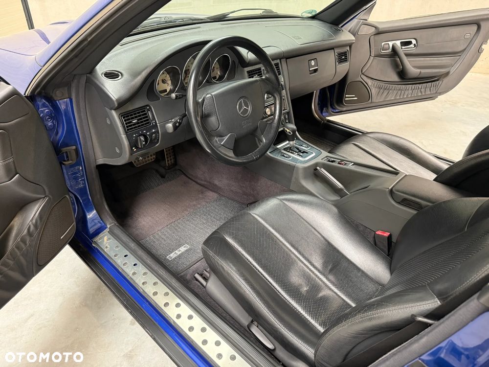 Mercedes-Benz SLK - 35