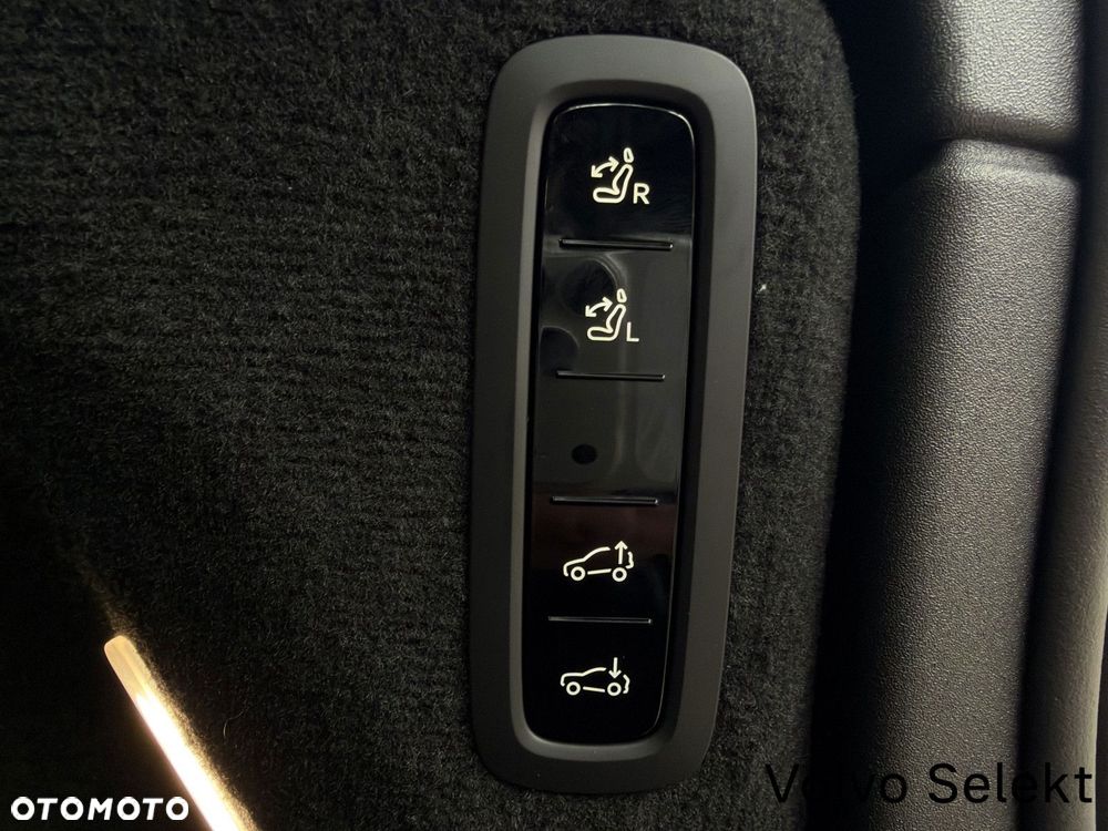 Volvo EX90 - 23