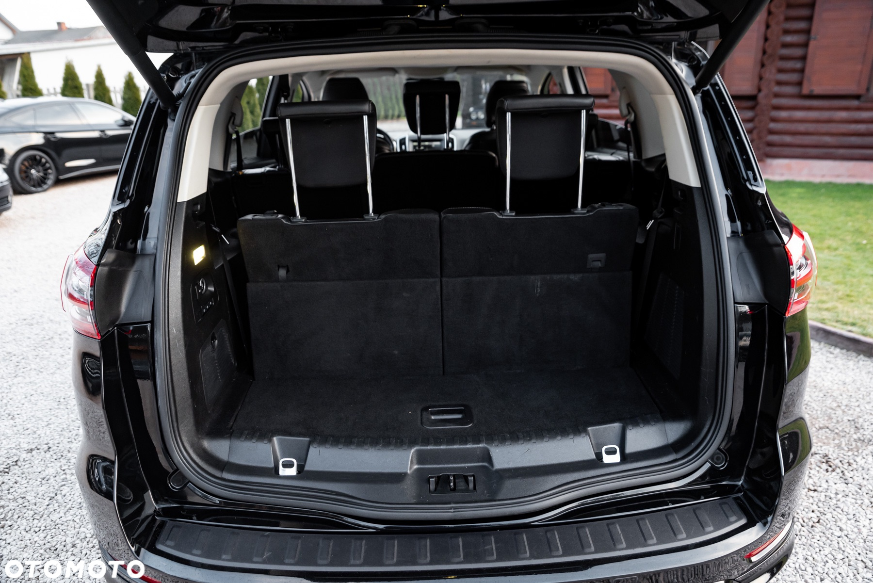 Ford S-Max - 40