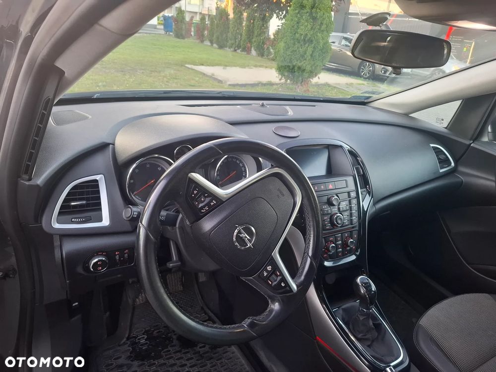 Opel Astra 1.7 CDTI Cosmo - 7