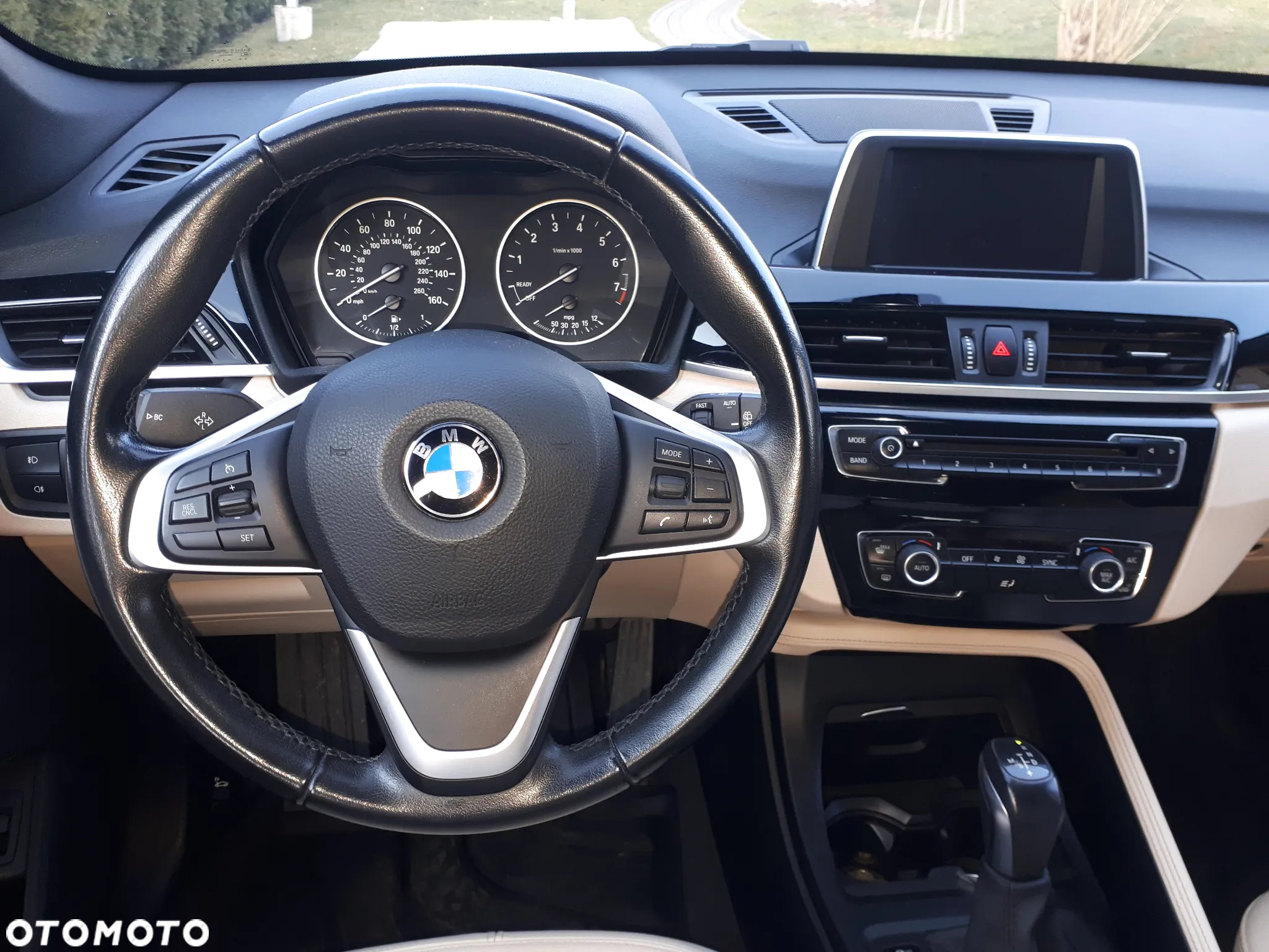 BMW X1 xDrive25i xLine - 14