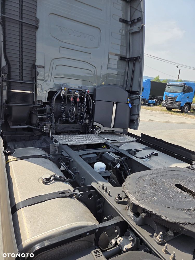 Volvo FH500/ I-SAVE / ACC / KLIMA POSTOJOWA / NAVIGACJA / TV - 16