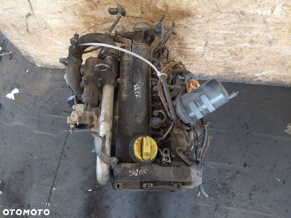 SILNIK + POMPA WTRYSKI TURBO RENAULT CLIO II 1.5 DCI  K9K704 54359700000 - 6