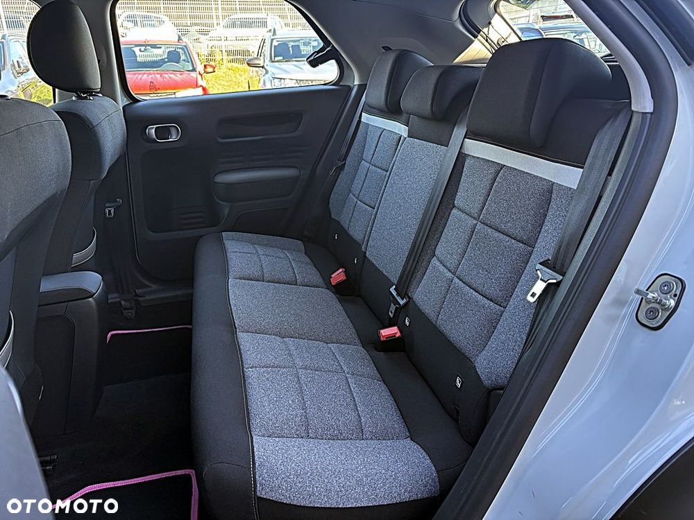 Citroën C4 Cactus 1.2 PureTech Shine S&S - 9