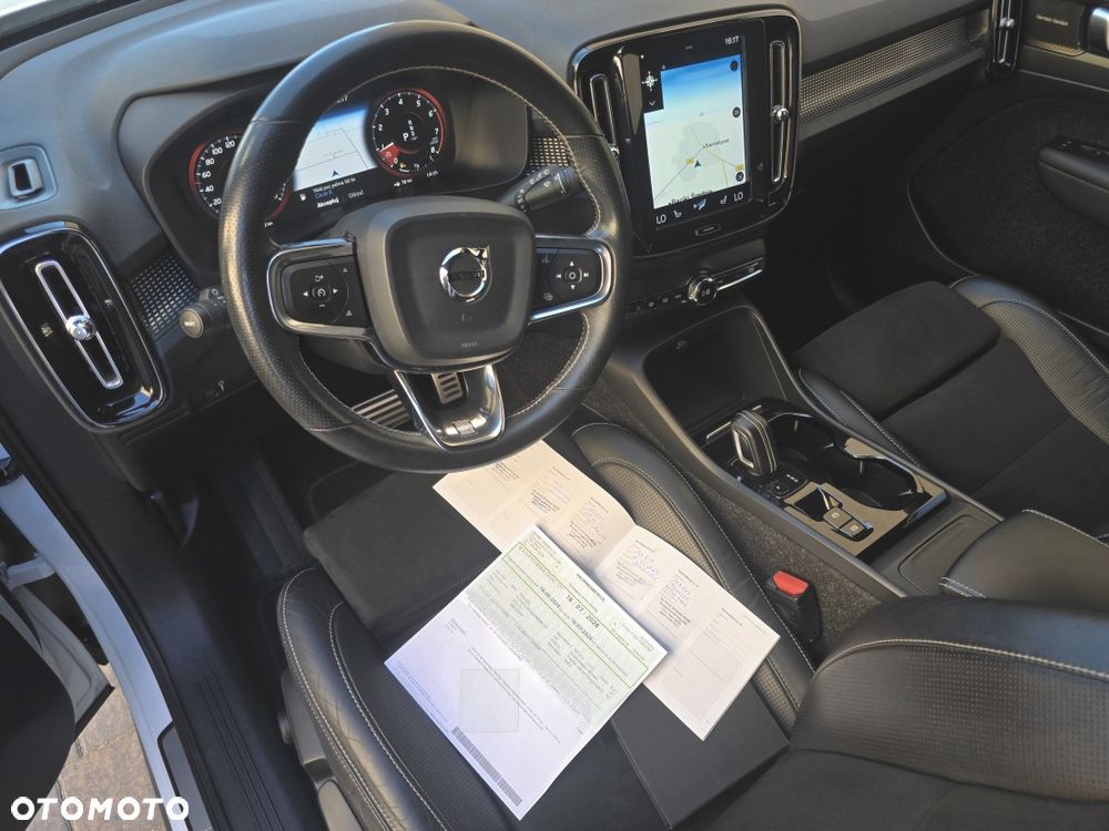 Volvo XC 40 T4 AWD Geartronic R-Design - 8