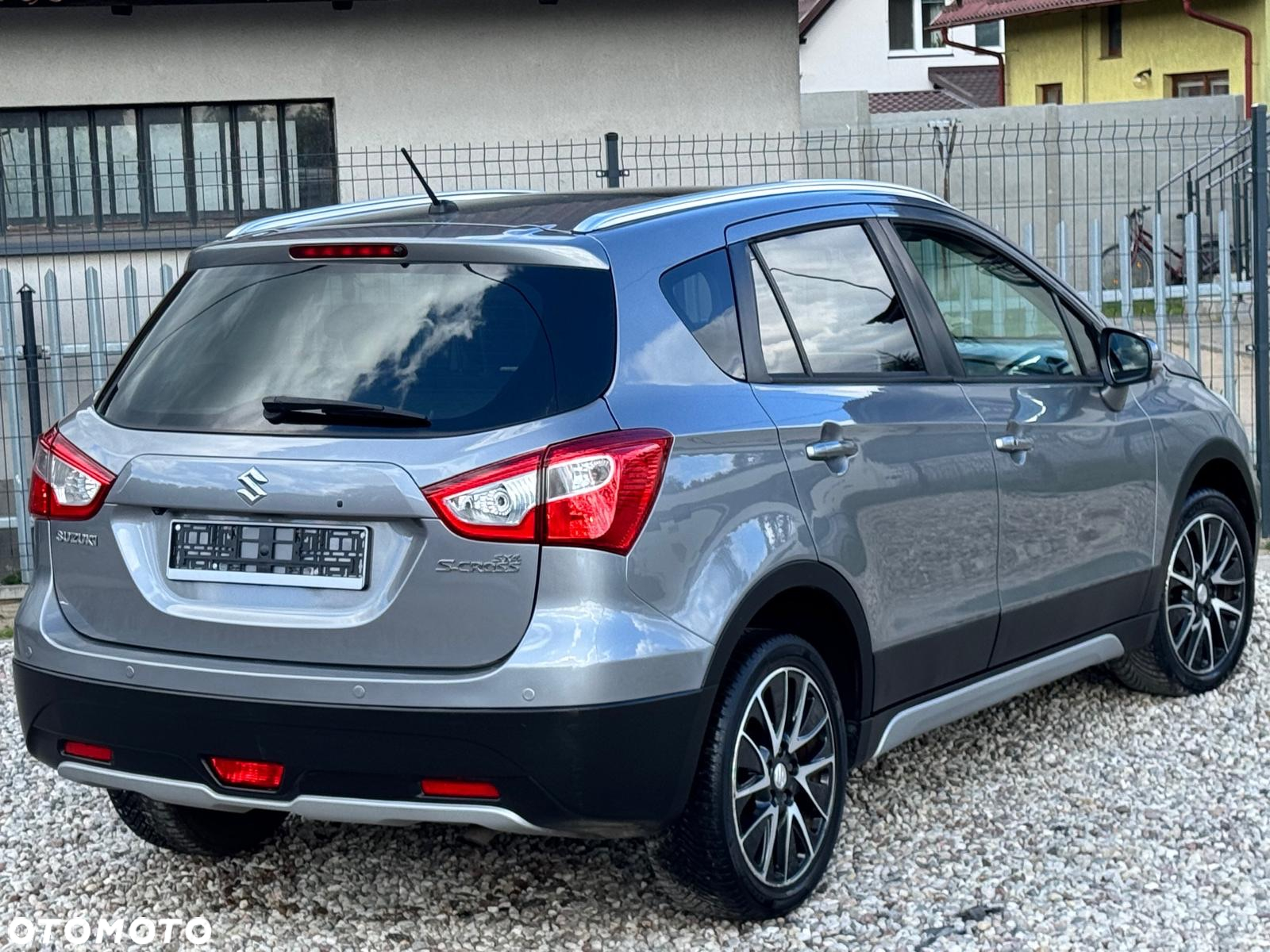 Suzuki SX4 S-Cross 1.6 DDiS Premium Plus - 16